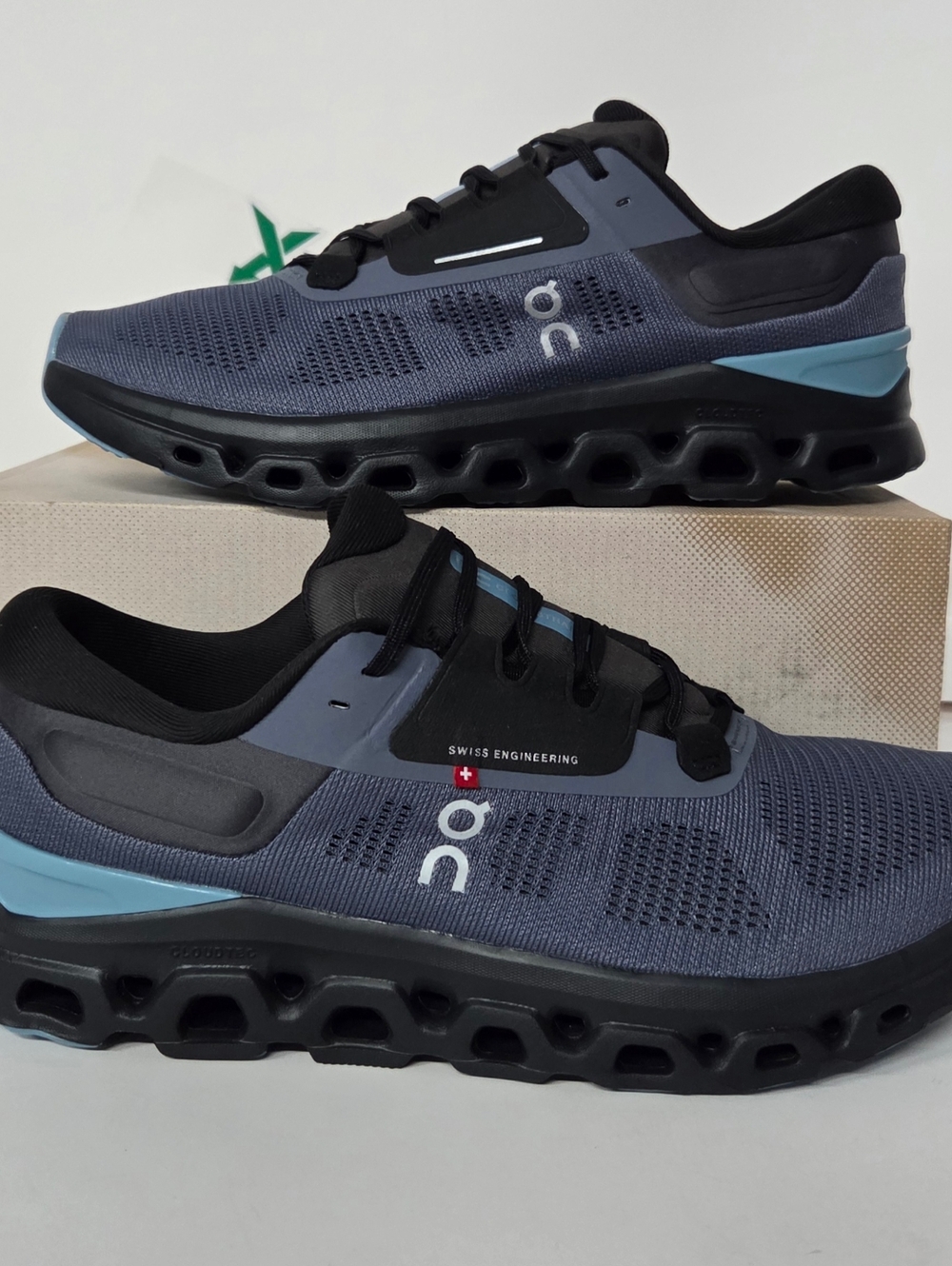 On Cloudtilt White/Blue Mens Running/Everyday Shoes Size 10 NWB